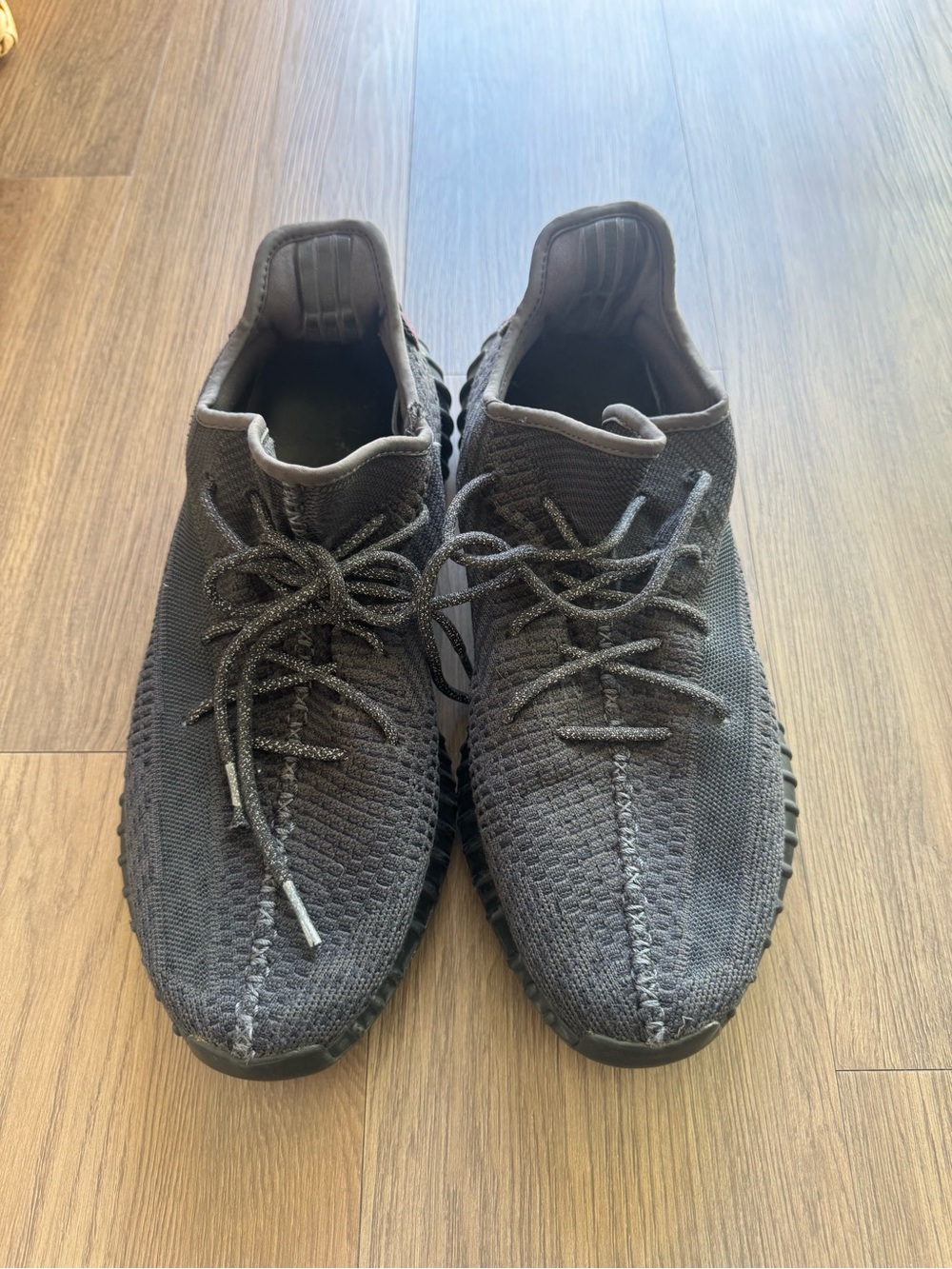 Men’s adidas Yeezy boost 350 V2 sneakers 16 black 100%